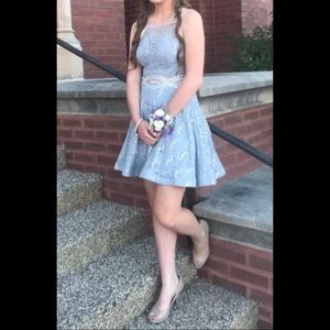 Beautiful size 5/6 gray homecoming dress.
